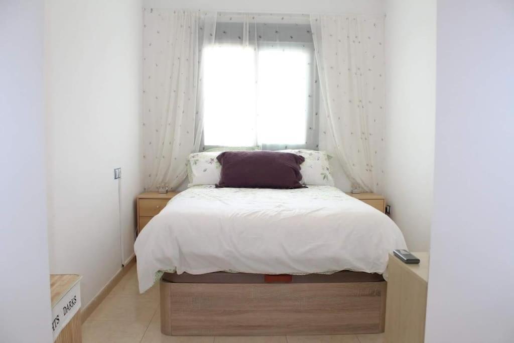 Golf, Piscina Climatizada Y Playa Apartman La Envia Kültér fotó