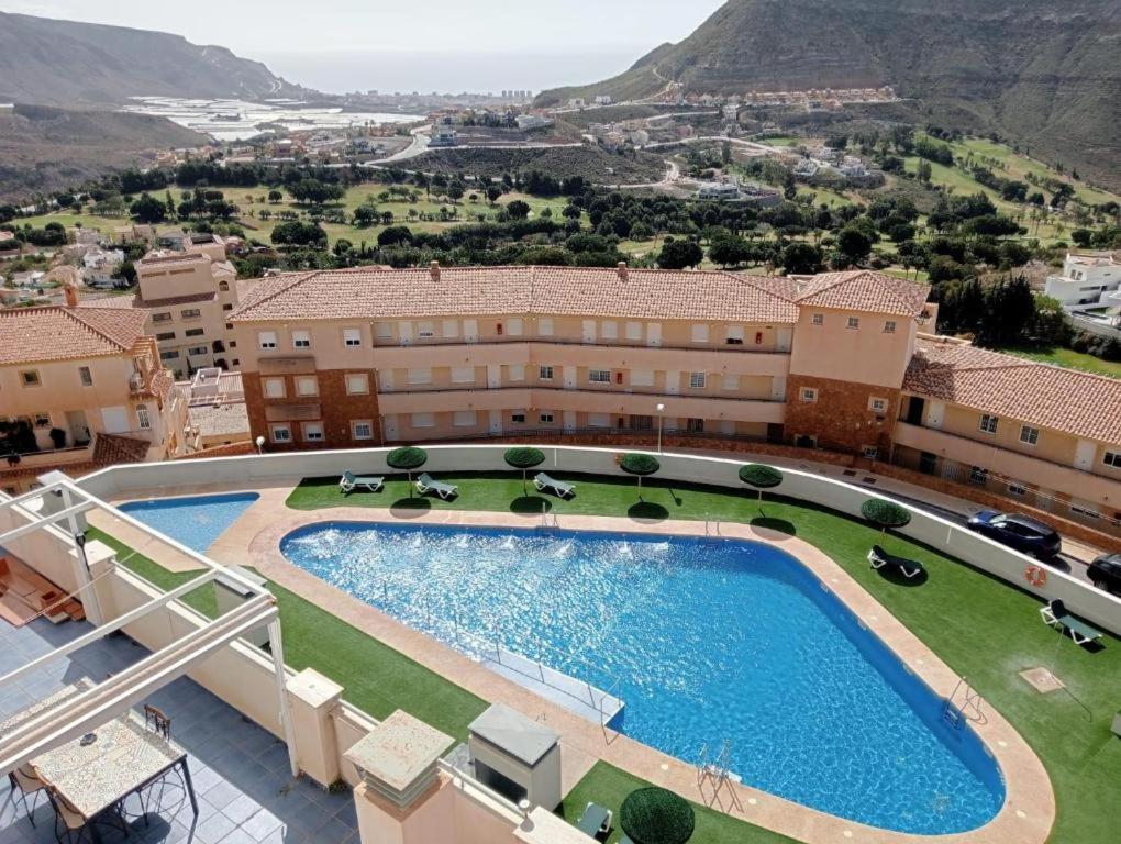Golf, Piscina Climatizada Y Playa Apartman La Envia Kültér fotó